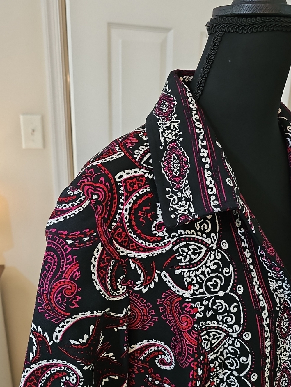 Jacket - Picture 5 of 16